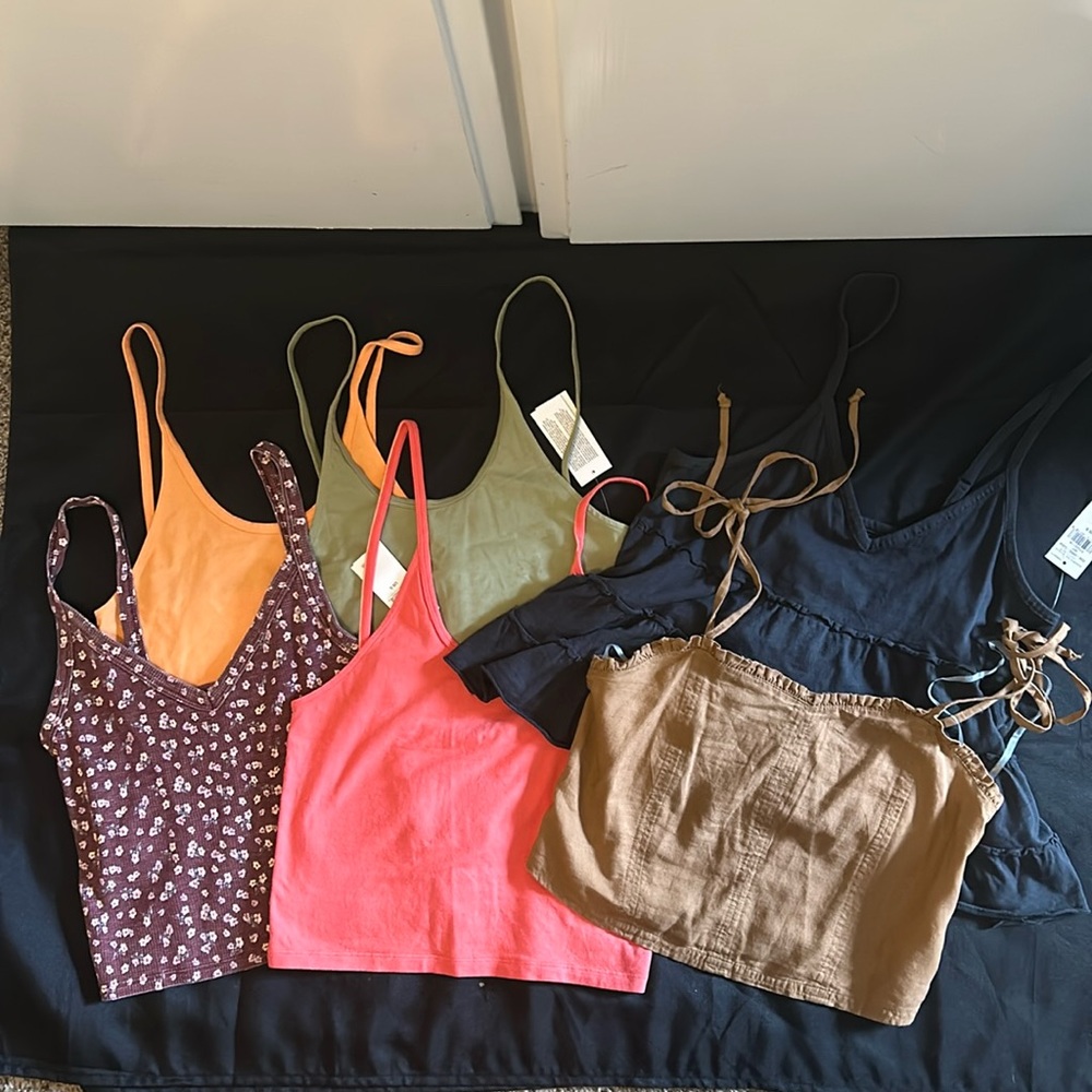 NWT American Eagle Aerie crop top tank top size small lot